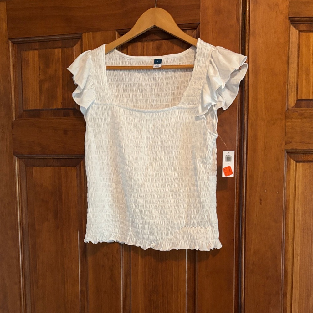 Old Navy Cream Ruffle Sleeve Top